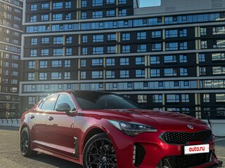 2019 Kia Stinger I, красный, 3050000 рублей, вид 3