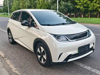 2026 BYD Dolphin 44.9 kWh I, белый, 1558000 рублей, вид 3