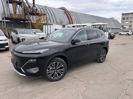 2026 Geely EX5 Гибрид EM-i, чёрный, 3350000 рублей, вид 3