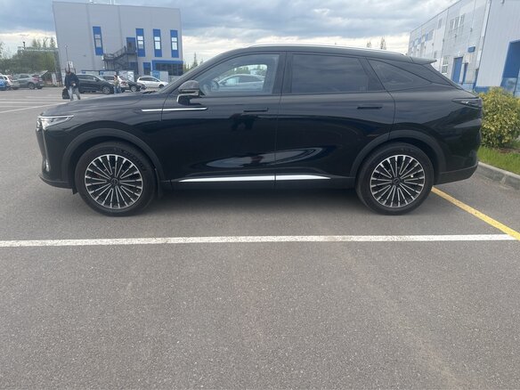 2024 Exeed RX, чёрный, 3300000 рублей - вид 4