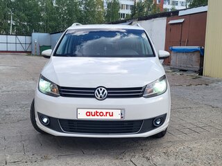 2012 Volkswagen Touran I Рестайлинг 2, белый, 910000 рублей, вид 1