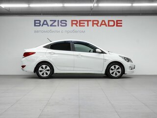 2016 Hyundai Solaris I Рестайлинг, белый, 1170000 рублей, вид 4