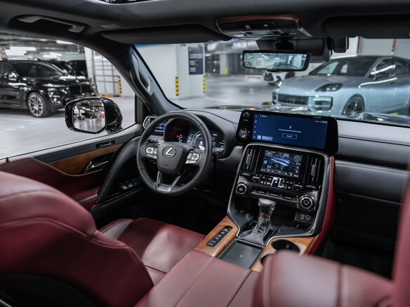 2024 Lexus LX 600 IV, чёрный, 14550000 рублей - вид 1