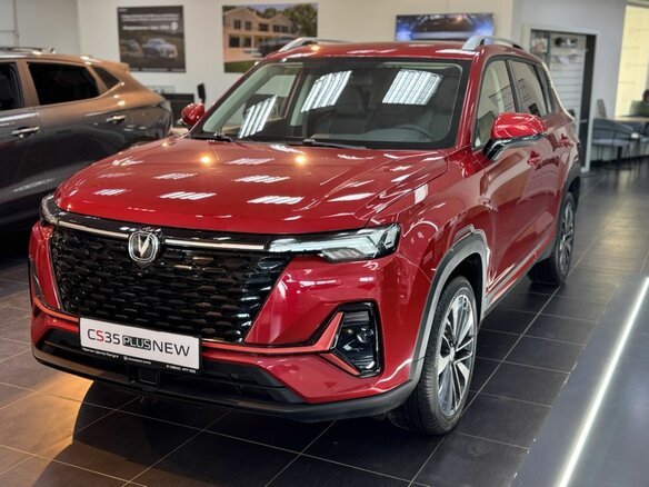 2025 Changan CS35 Plus I Рестайлинг, красный, 2839900 рублей