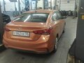 2017 Hyundai Solaris II, оранжевый, 1099000 рублей - вид 2