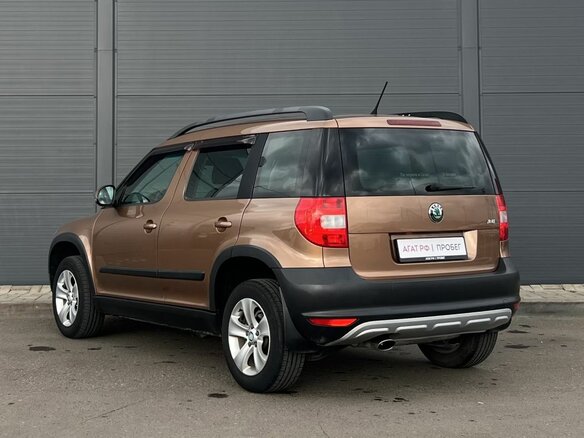 2013 Skoda Yeti I, оранжевый, 840000 рублей - вид 6