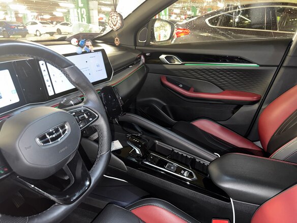 2024 Geely Coolray I Рестайлинг, белый, 2000000 рублей - вид 15