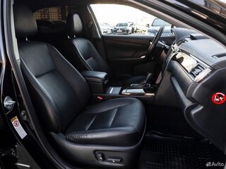2016 Toyota Camry VII (XV50) Рестайлинг, чёрный, 2100000 рублей, вид 5