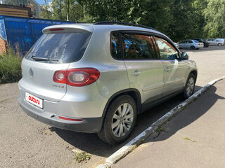 2010 Volkswagen Tiguan I, серебристый, 900000 рублей, вид 4