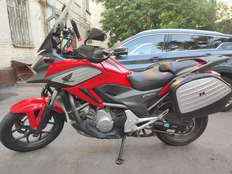2013 Honda NC 700X, красный, 490000 рублей, вид 2