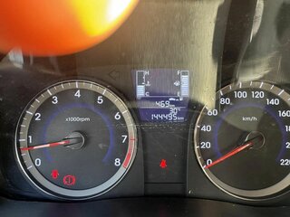 2016 Hyundai Solaris I Рестайлинг, белый, 800000 рублей, вид 4