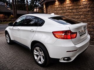 2009 BMW X6 35i 6-speed I (E71), белый, 1600000 рублей, вид 3