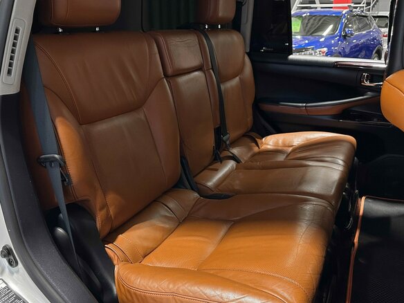 2012 Lexus LX 570 III Рестайлинг, белый, 4190000 рублей - вид 12