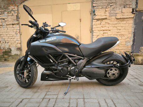 2015 Ducati Diavel, чёрный, 1000000 рублей, вид 3
