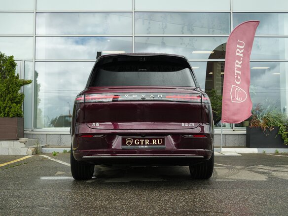 2026 Voyah Taishan X8, красный, 7350000 рублей - вид 6