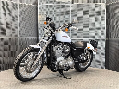 2007 Harley-Davidson Sportster 883, белый, 625000 рублей, вид 4