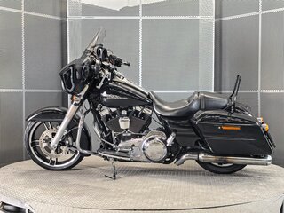 2014 Harley-Davidson Street Glide Special, чёрный, 1439000 рублей, вид 5