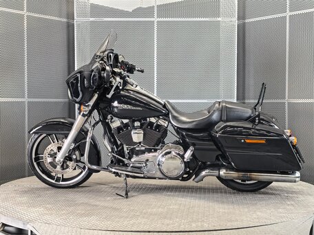2014 Harley-Davidson Street Glide Special, чёрный, 1439000 рублей, вид 5