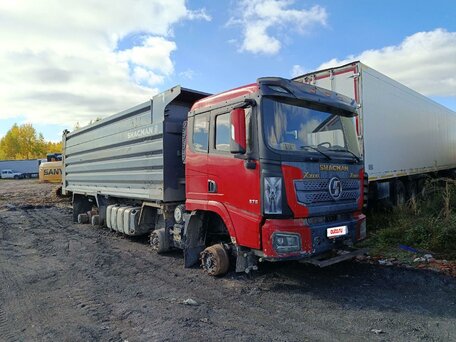 2021 Shacman (Shaanxi) SX3318, красный, 1512000 рублей, вид 2