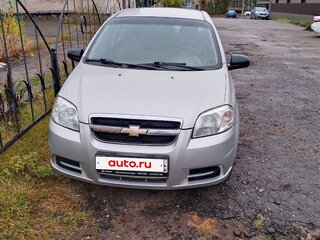 2010 Chevrolet Aveo I Рестайлинг, серебристый, 500000 рублей, вид 1