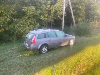 2009 Renault Megane II Рестайлинг, серый, 450000 рублей, вид 3