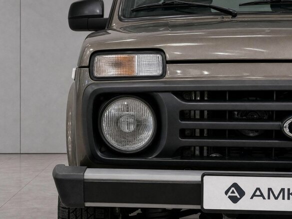 2026 Lada (ВАЗ) Niva Legend I, коричневый - вид 3