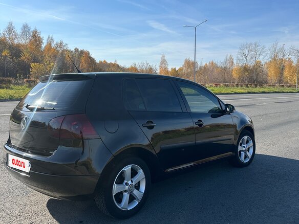 2008 Volkswagen Golf V, чёрный, 555000 рублей - вид 1