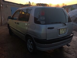 2002 Toyota Raum I, серый, 375000 рублей, вид 5