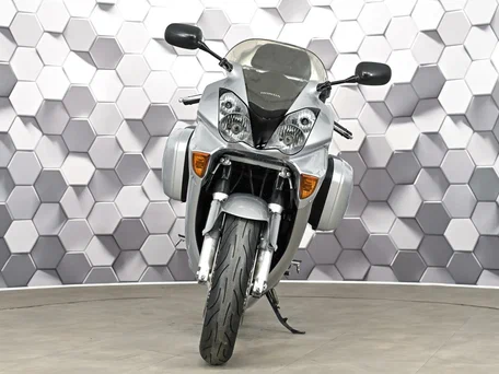 2005 Honda VFR 800, серебристый, 497000 рублей, вид 5