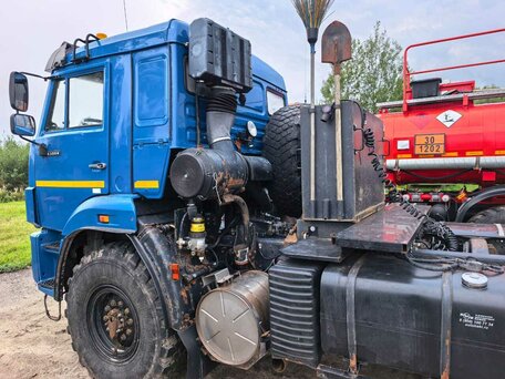 2021 КамАЗ 43118, синий, 4950000 рублей, вид 4