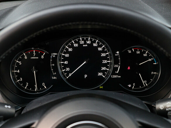 2023 Mazda 6 Atenza III (GJ) Рестайлинг 2, красный, 3350000 рублей - вид 15