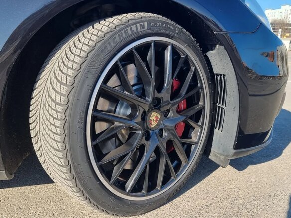 2017 Porsche Panamera 4S II, чёрный, 5400000 рублей - вид 18