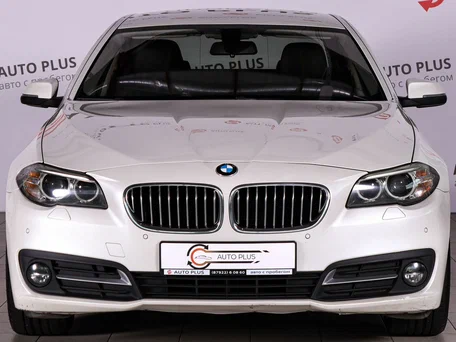 2016 BMW 5 серии 520d VI (F10/F11/F07) Рестайлинг, белый, 2060000 рублей, вид 3