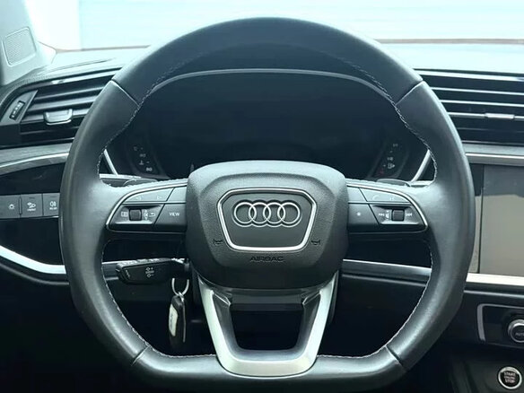 2023 Audi Q3 35 TFSI II (F3), белый, 2200000 рублей - вид 11