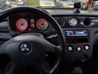 2007 Mitsubishi Outlander I, чёрный, 510000 рублей, вид 5