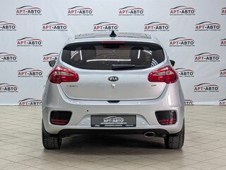 2017 Kia Ceed II Рестайлинг, серебристый, 1379000 рублей, вид 5