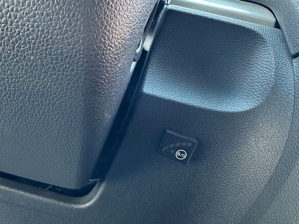 2009 Volkswagen Golf VI, чёрный, 650000 рублей - вид 16