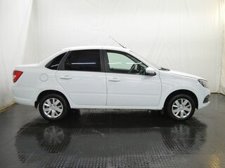 2023 Lada (ВАЗ) Granta Drive Active I Рестайлинг, белый, 652000 рублей, вид 4