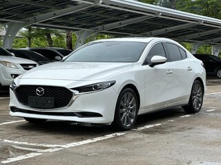 2023 Mazda 3 Axela IV (BP), белый, 1660000 рублей, вид 1