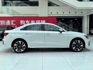 2024 Audi A3 35 TFSI IV (8Y), белый, 1829017 рублей, вид 4