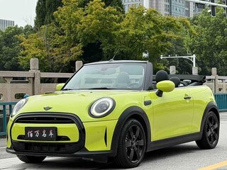 2023 Mini Cabrio Cooper III Рестайлинг 2, жёлтый, 2450000 рублей, вид 1