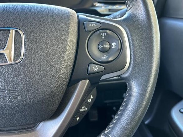 2022 Honda Stepwgn Spada V Рестайлинг, белый, 1965000 рублей - вид 17