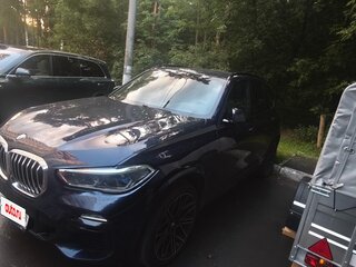 2019 BMW X5 40i IV (G05/G18), синий, 5595000 рублей, вид 4