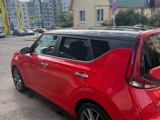 2021 Kia Soul III, красный, 1777777 рублей, вид 3