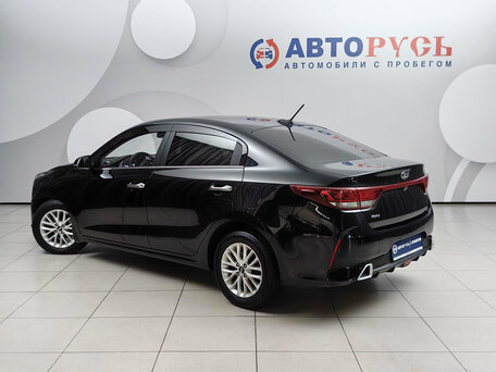 2021 Kia Rio IV Рестайлинг, чёрный, 1599000 рублей, вид 2