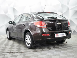 2014 Chevrolet Cruze I Рестайлинг, коричневый, 878000 рублей, вид 3