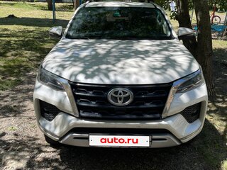 2021 Toyota Fortuner II Рестайлинг, белый, 5500000 рублей, вид 1