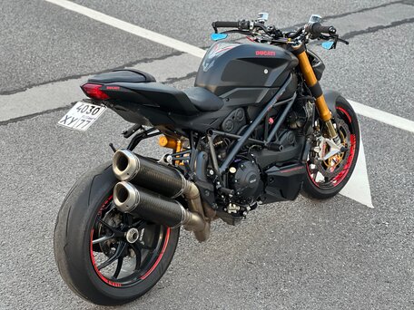 2012 Ducati Streetfighter, чёрный, 700000 рублей, вид 3