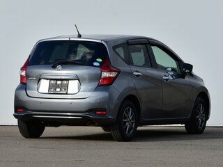 2019 Nissan Note II Рестайлинг, серый, 979000 рублей, вид 5