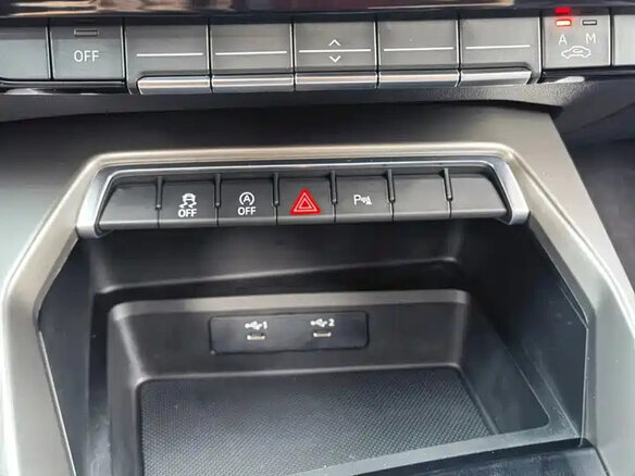 2023 Audi A3 Sportback 35 TFSI IV (8Y), белый, 1750606 рублей - вид 12